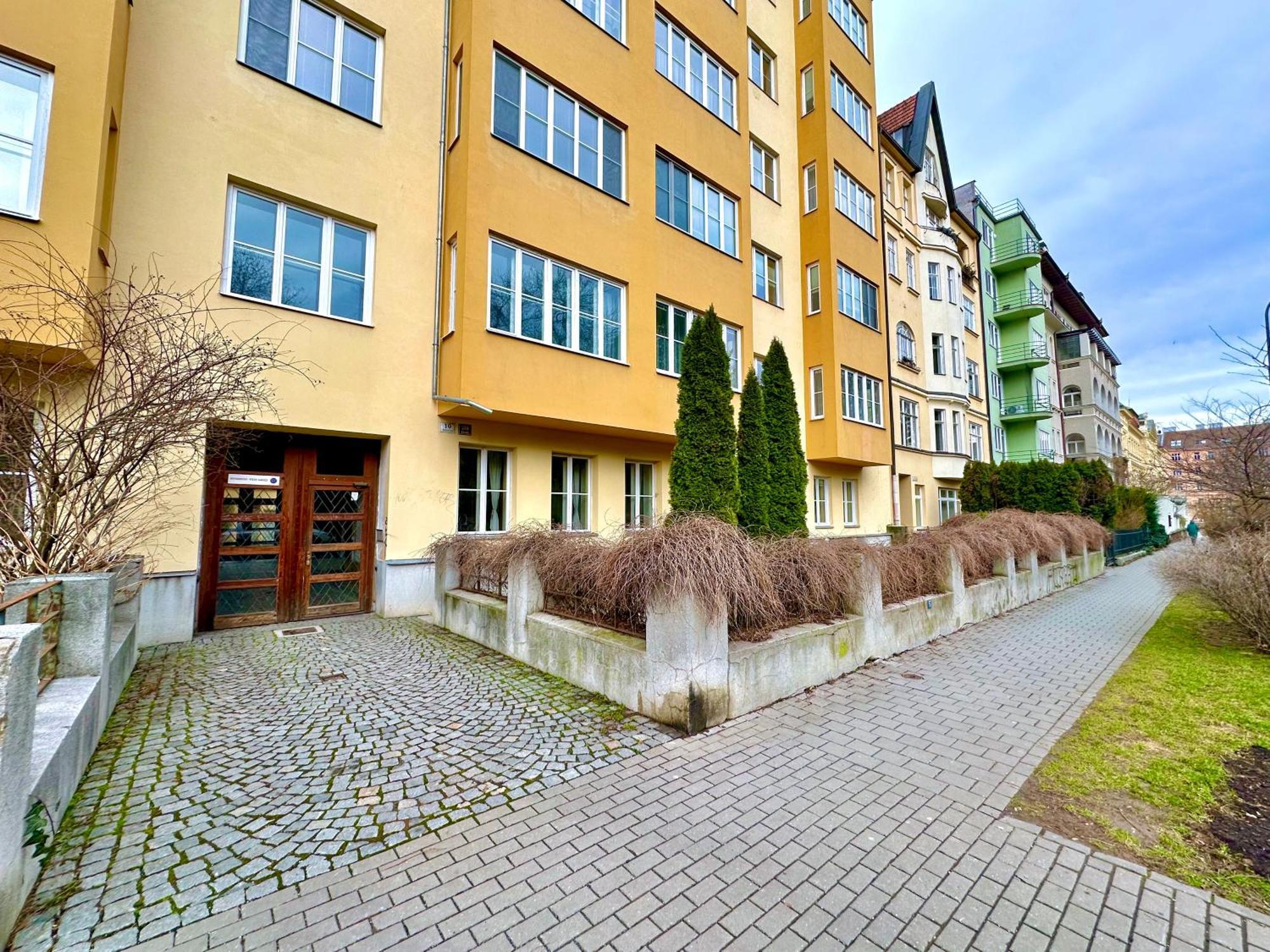Botanique Rooms With Sauna By Homester Brno Exterior photo